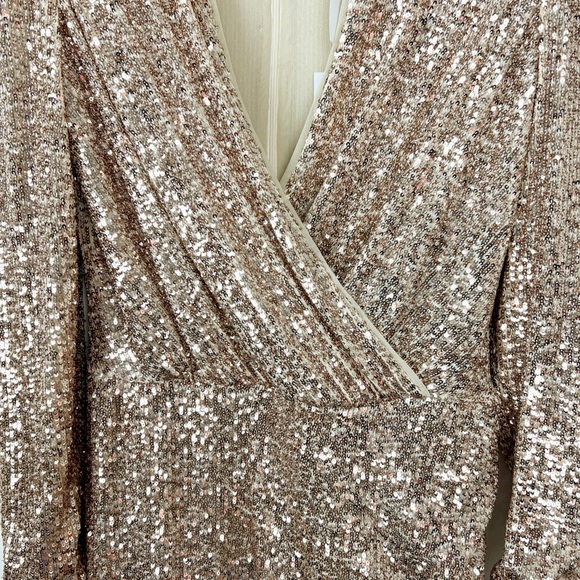 NWT GENERATION LOVE Miley Sequin Faux Wrap Sequin Mini Dress in Champagne S - Picture 5 of 10